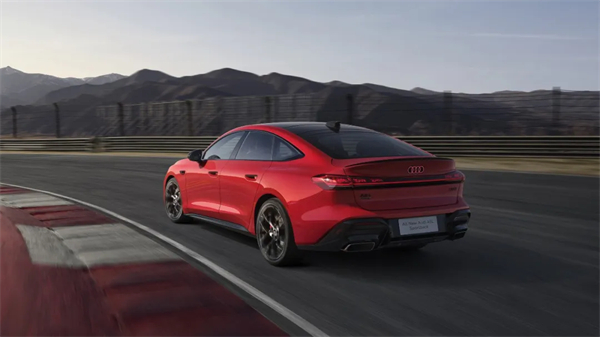 全新上汽奥迪A5L Sportback正式上市，限时臻享价25.99万元起